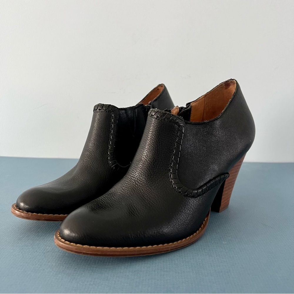 Jack Rogers Kyle Black Leather Stacked Heel Booties